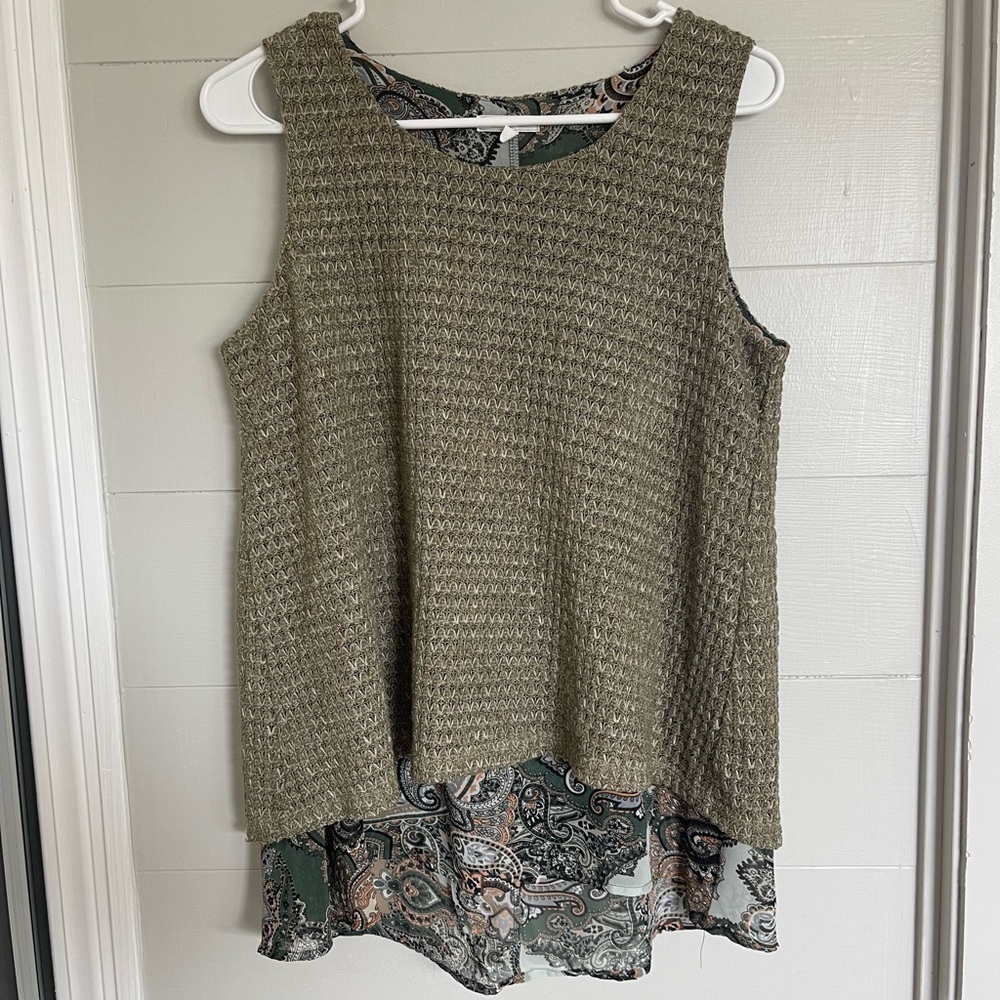 Ava James Double Layered Sleeveless Tank Size Medium